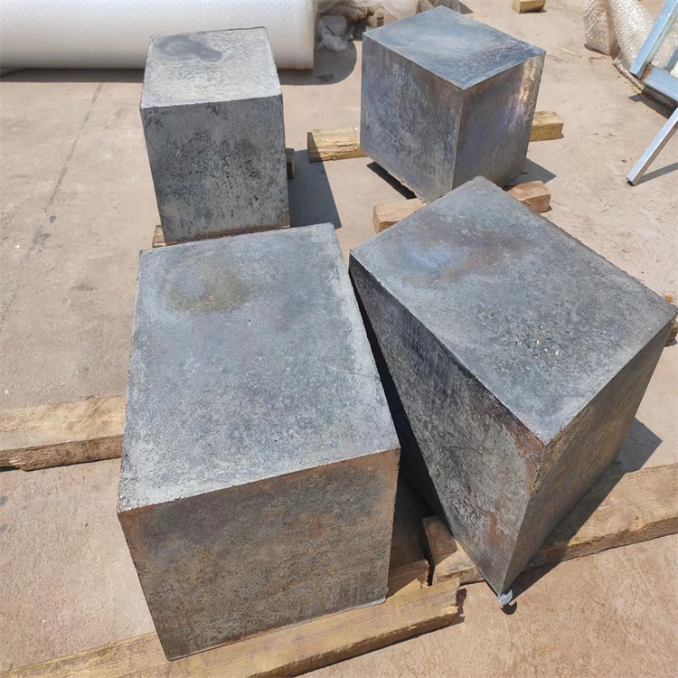 1693902817894014.jpg 浇铸铅块 (8).jpg